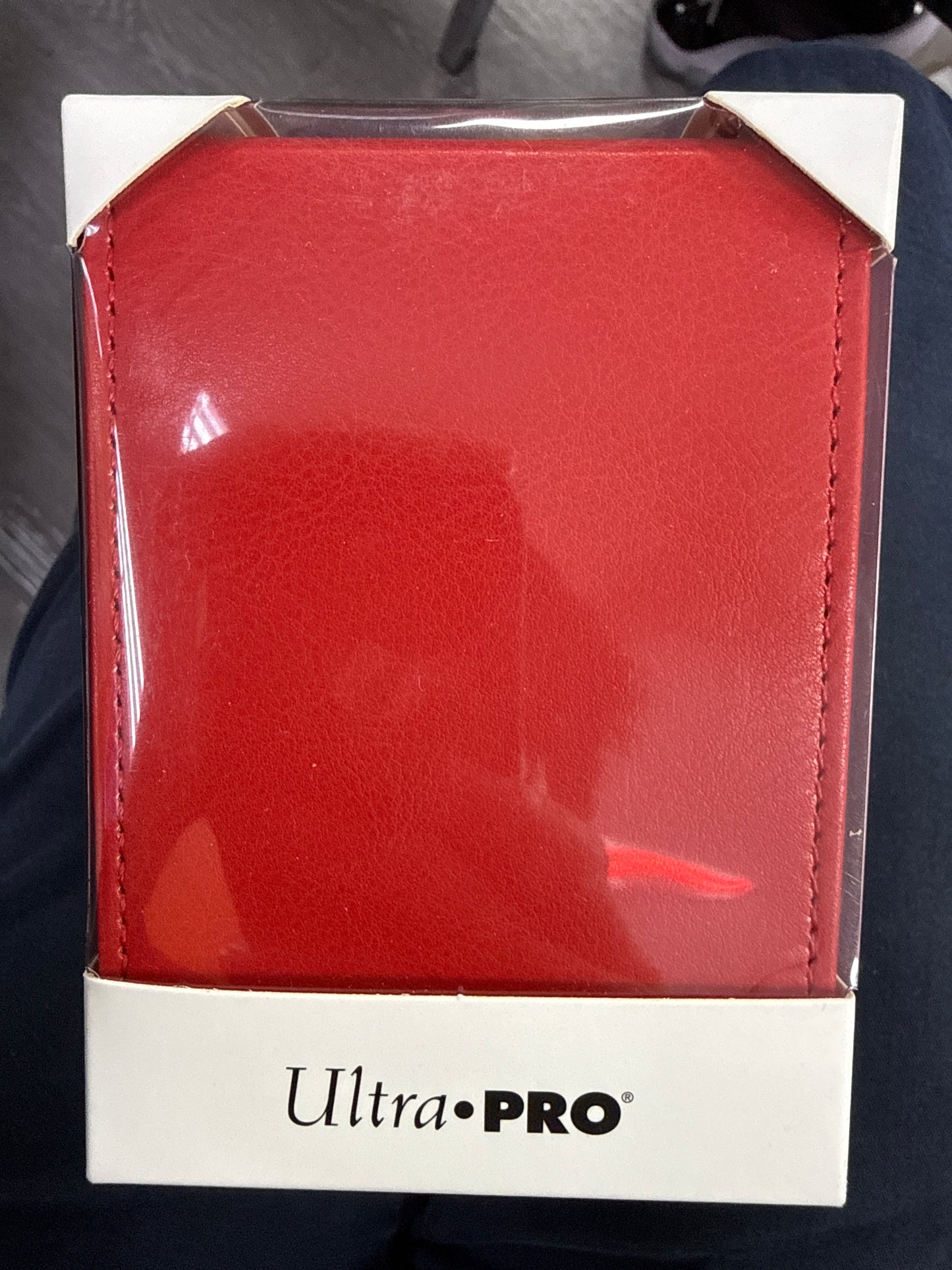 Ultra pro Alcove Flip 100+ Red